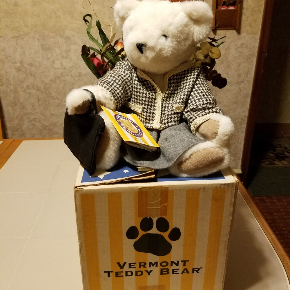 Vermont Teddy Bear